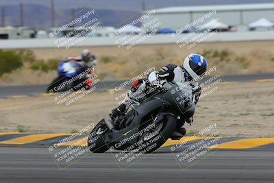 media/Jan-14-2023-SoCal Trackdays (Sat) [[497694156f]]/Turn 4 Set 2 (1030am)/